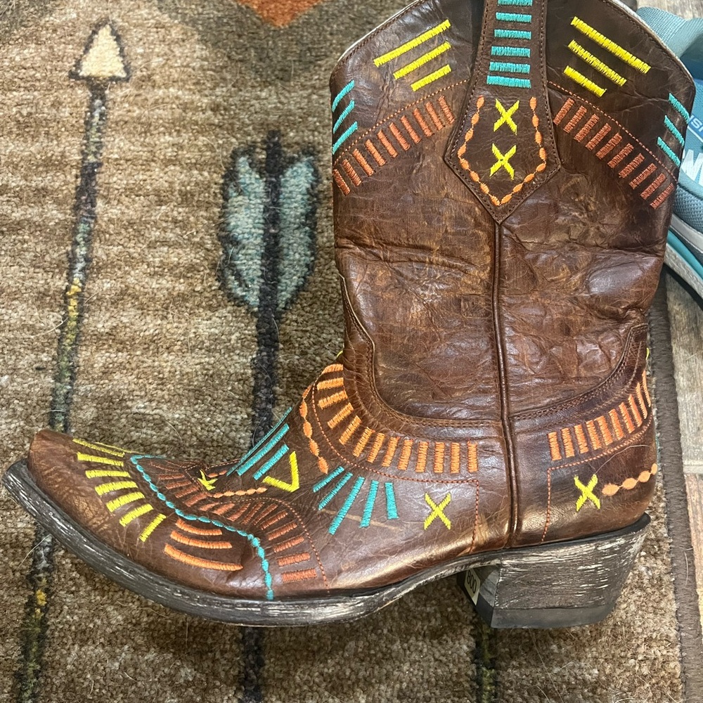 Above the ankle Old Gringo’s